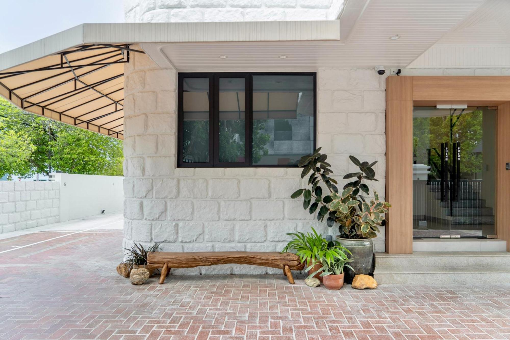 Codrington House - Boutique Apartments George Town Exterior foto